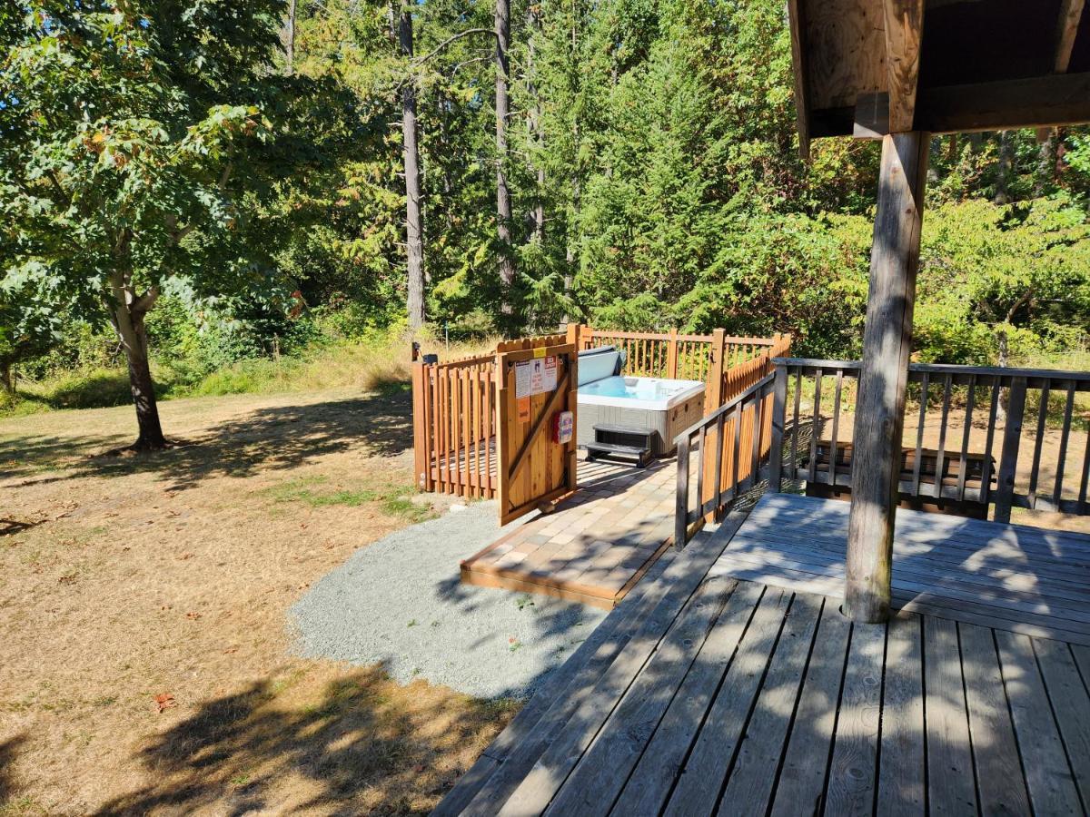West Beach Resort Eastsound Kültér fotó